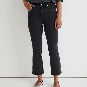 Madewell Curvy Kick Out Crop Jean Black
